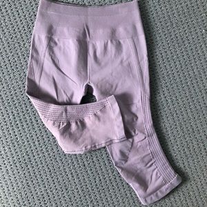 Lululemon Cropped Yoga Pants
